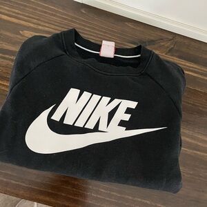 Nike sweatshirt